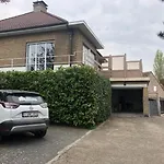 At - 5 Bedrooms 10p - Garden Casa vacanze *