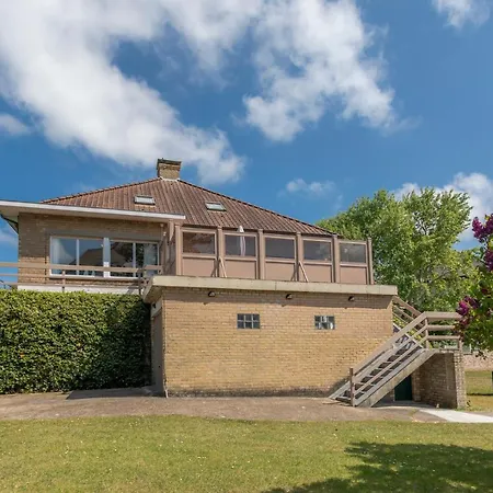 Semesterbostad At - 5 Bedrooms 10p - Garden