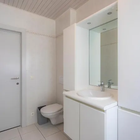 At - 4 Bedrooms 10p - Garden Feriehus