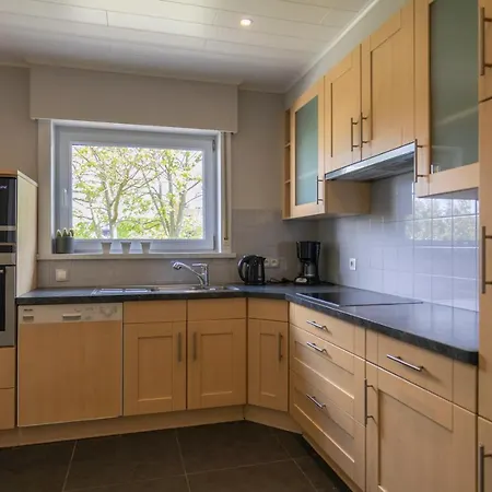 At - 4 Bedrooms 10p - Garden * Oostduinkerke