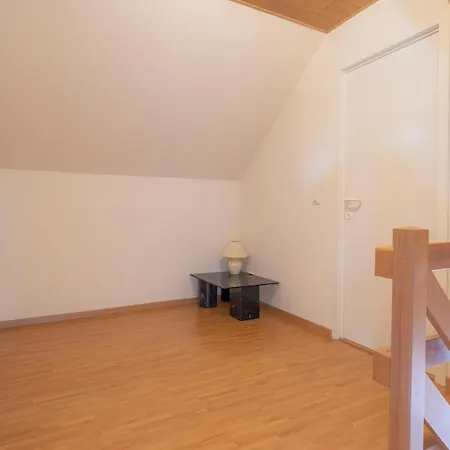 Semesterbostad At - 5 Bedrooms 10p - Garden *